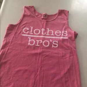 One Tree Hill clothes over bro’s tank
